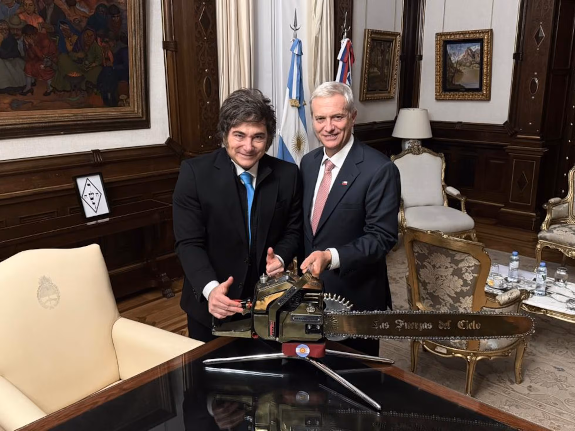 Milei viajó a Chile y se reunió con Kast en medio de la tensión por el Estrecho de Magallanes